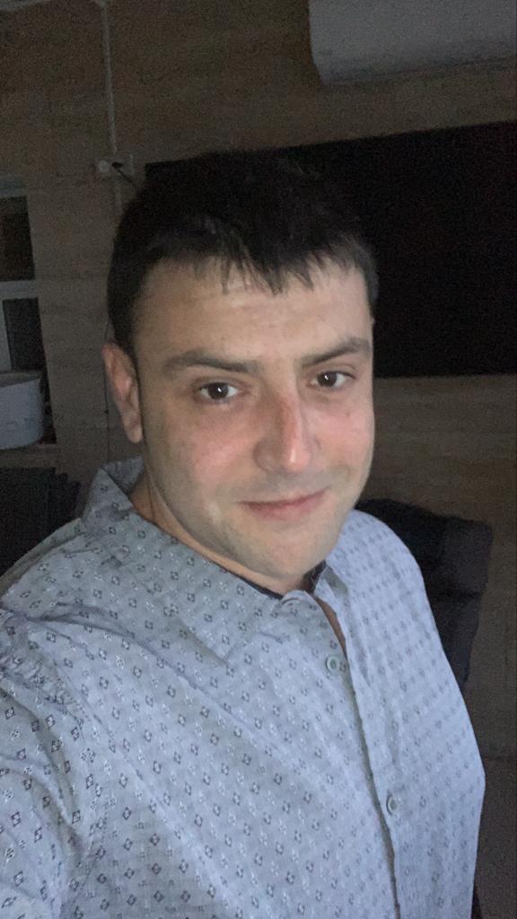 Максим